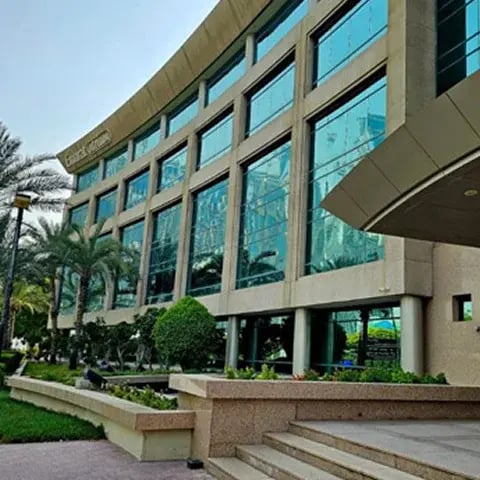 Dubai Office Bldg 1